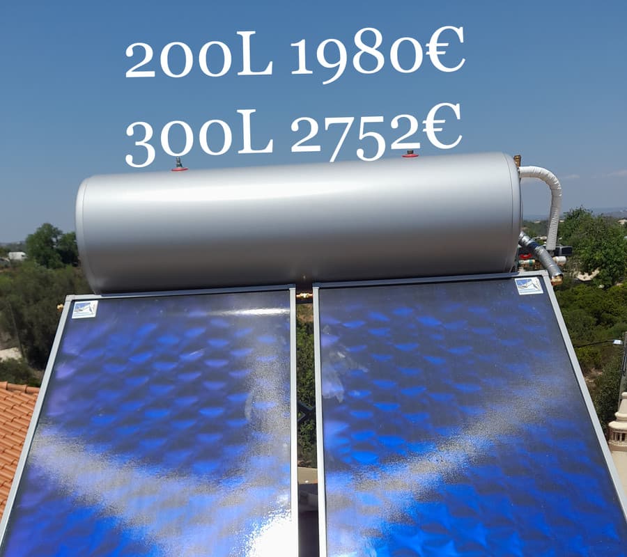 Painel solar térmico instalado